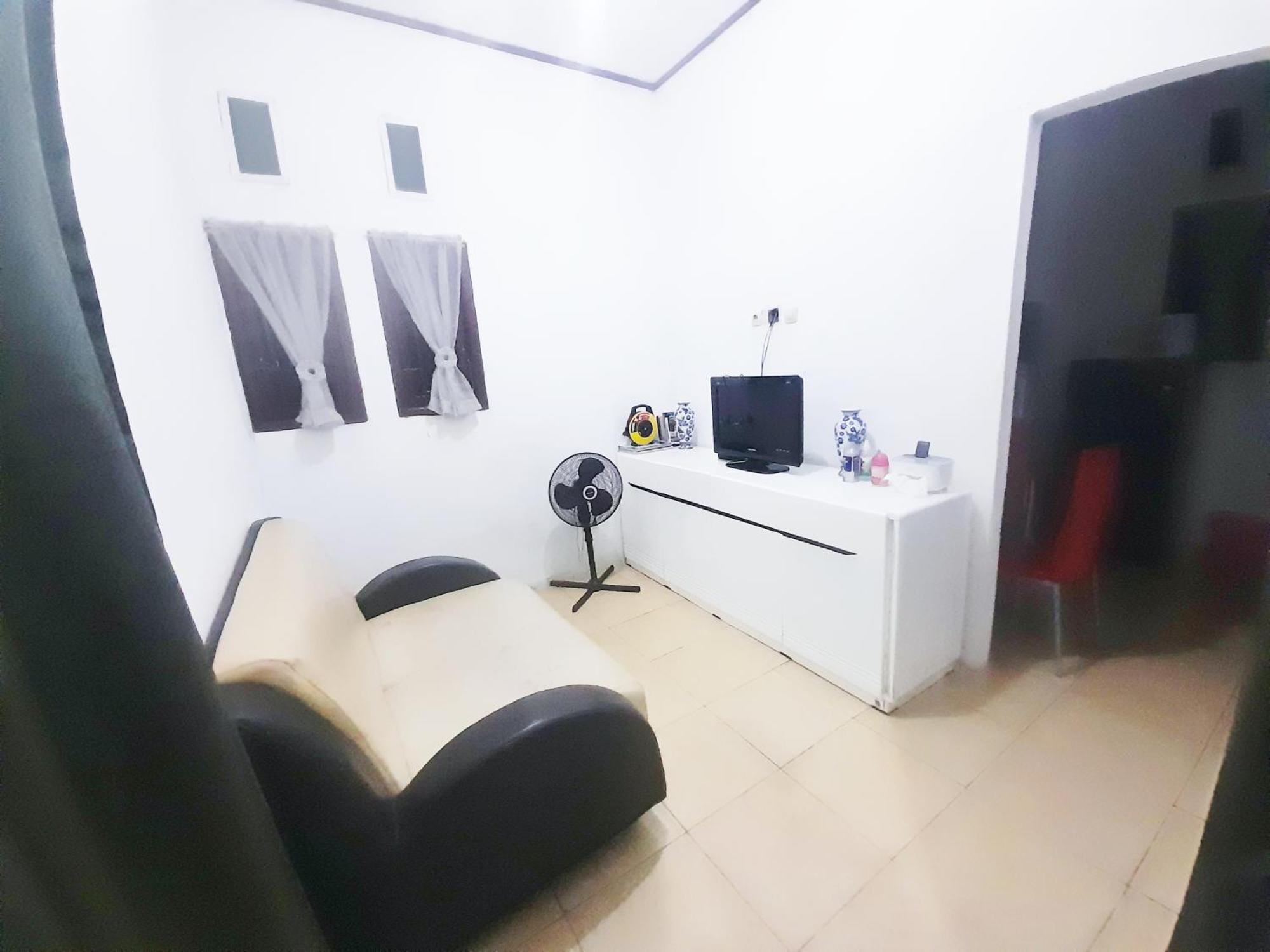 Baronda Guest House 소롱 외부 사진