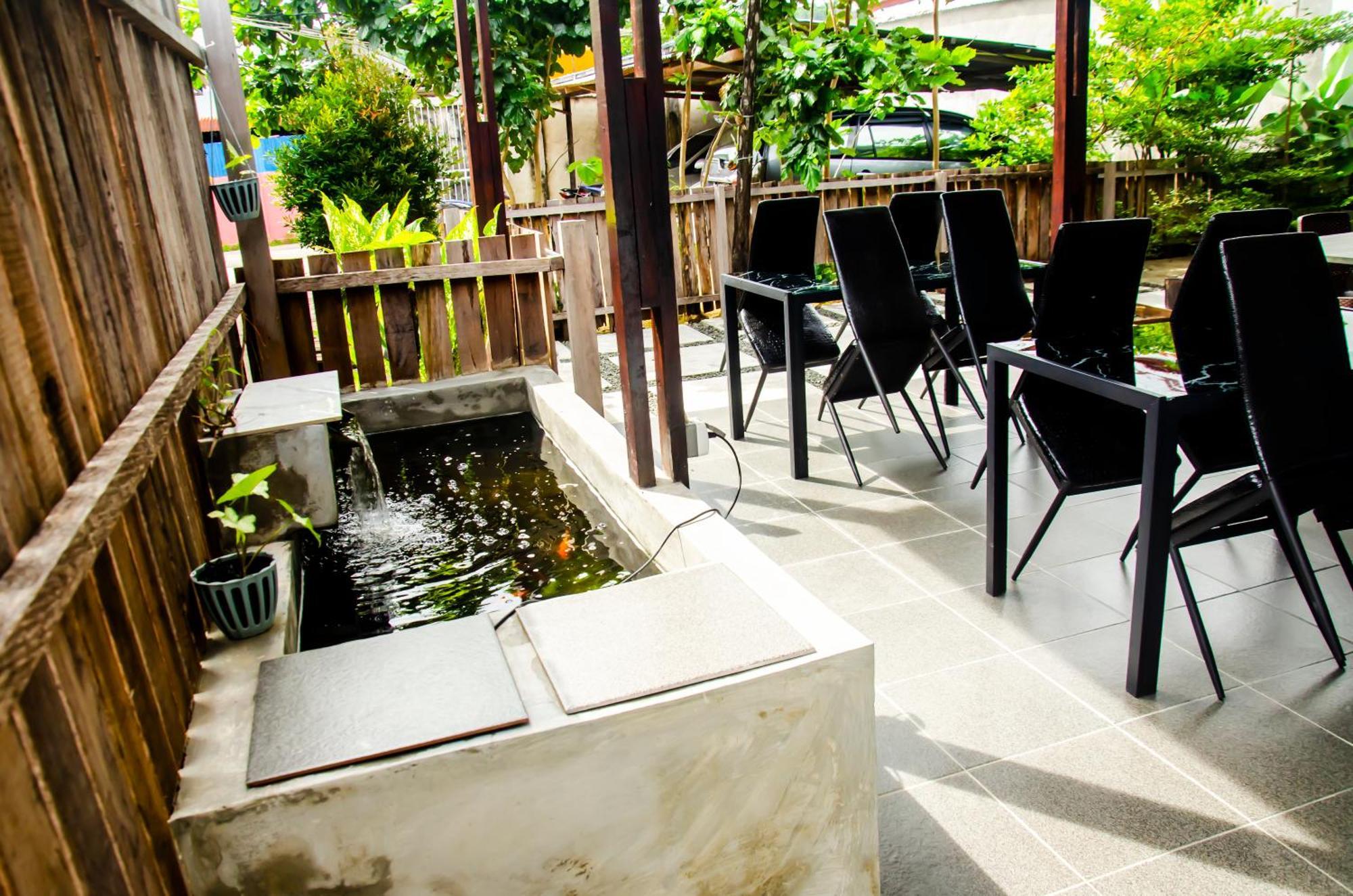Baronda Guest House 소롱 외부 사진