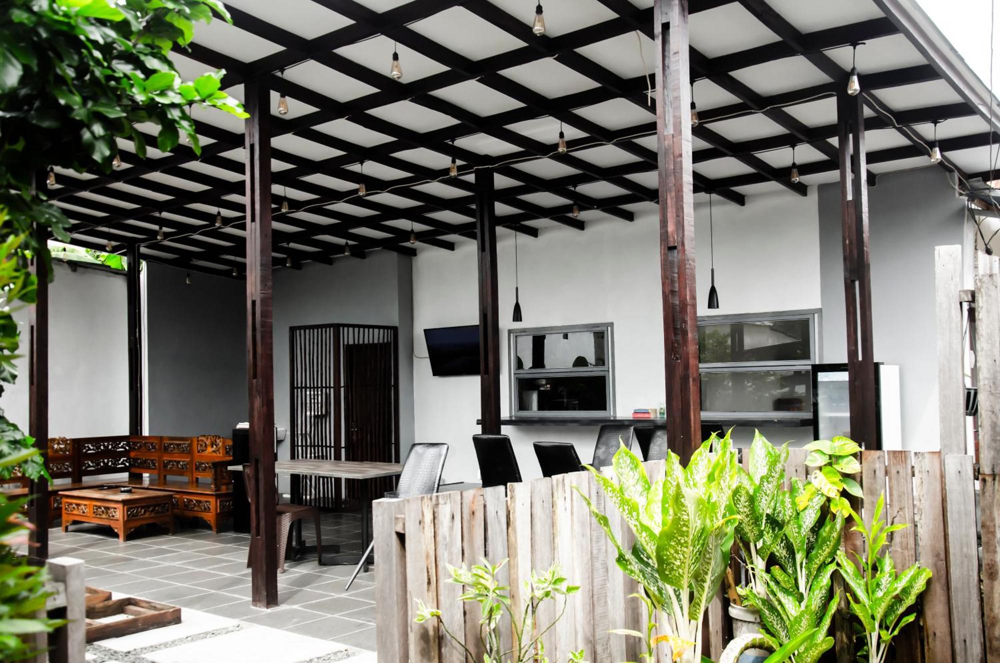 Baronda Guest House 소롱 외부 사진