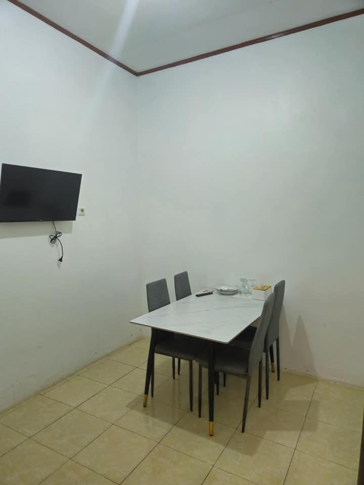 Baronda Guest House 소롱 외부 사진